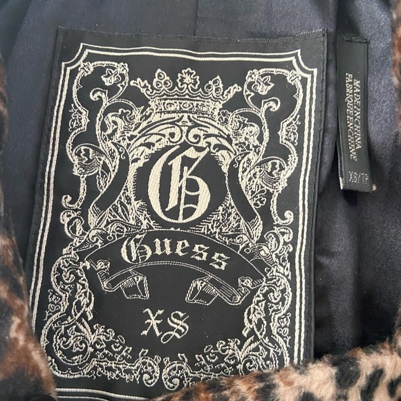 Guess leopard crop jacket…XS - Picture 2 of 4